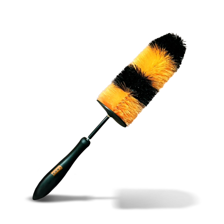 ADBL Wheel Sword, szczotka z czarno-żółtopomarańczowym włosiem i osłoną dłoni